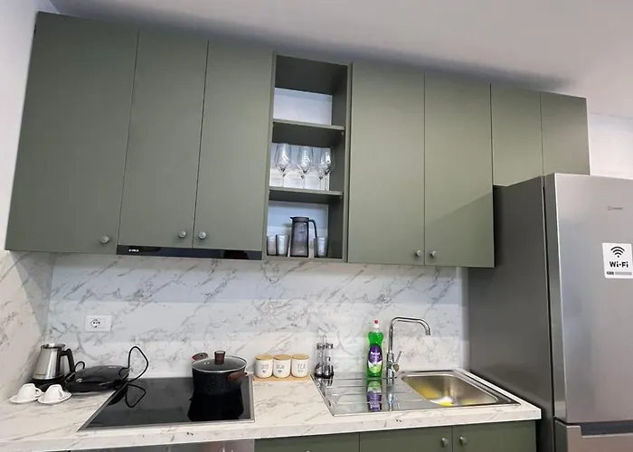 3m Luxury * Golem (Tirana)